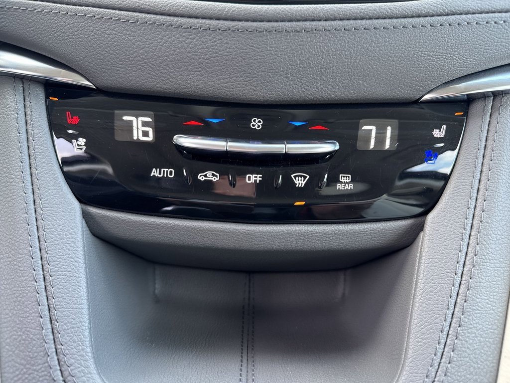 Certified 2022 Cadillac XT5 Premium Luxury image 19