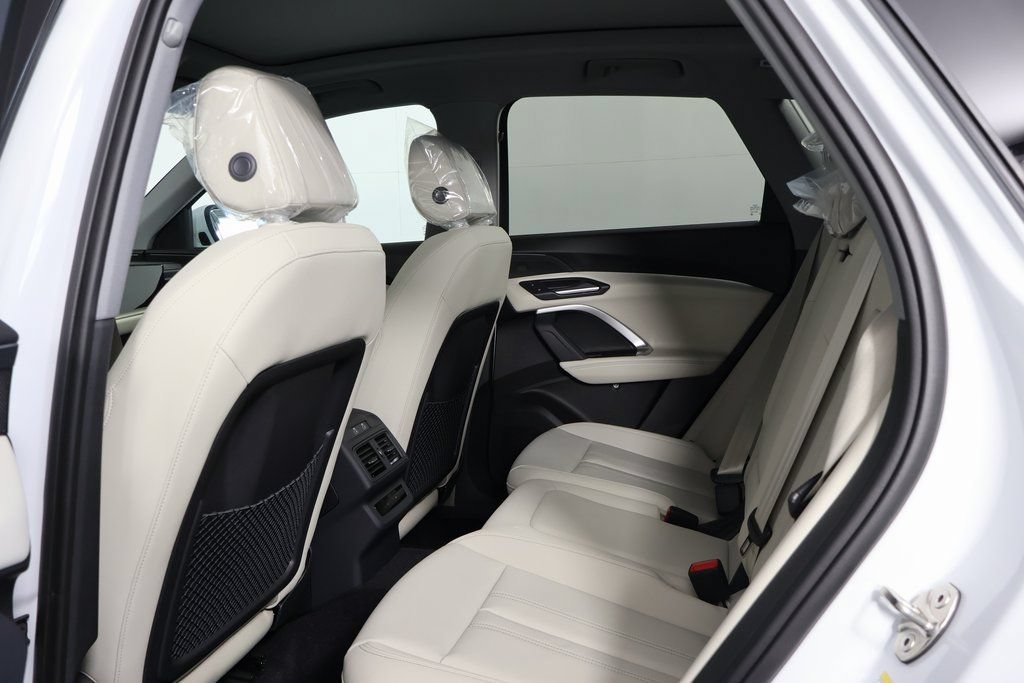 New 2026 Audi Q5 Premium AWD/4WD image 6