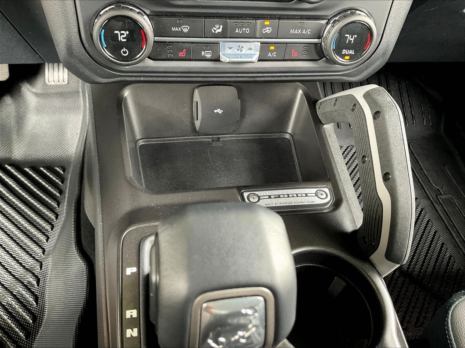 Used 2023 Ford Bronco Outer Banks w/ Sasquatch Package AWD/4WD image 15