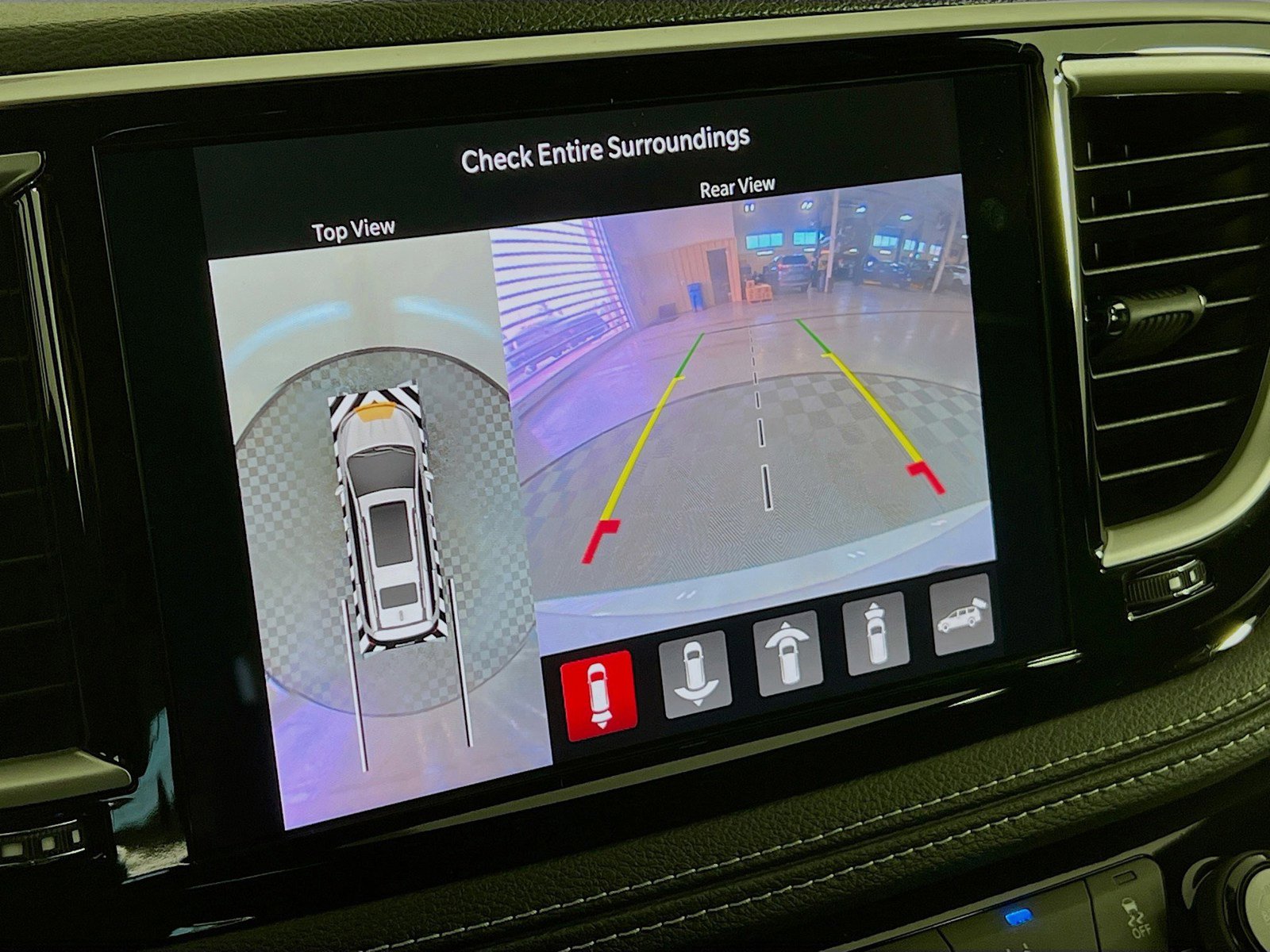 New 2026 Chrysler Pacifica Select FWD image 10