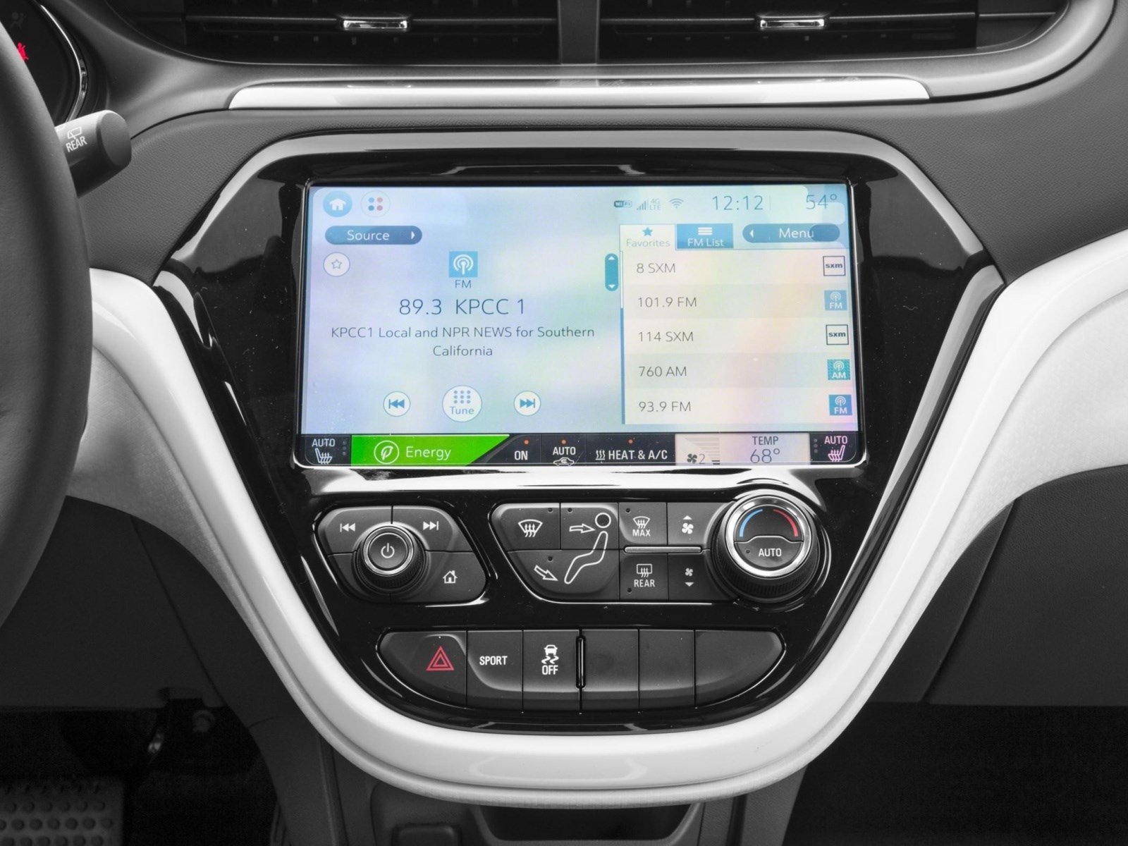 Used 2017 Chevrolet Bolt Premier w/ Driver Confidence II Package FWD image 7