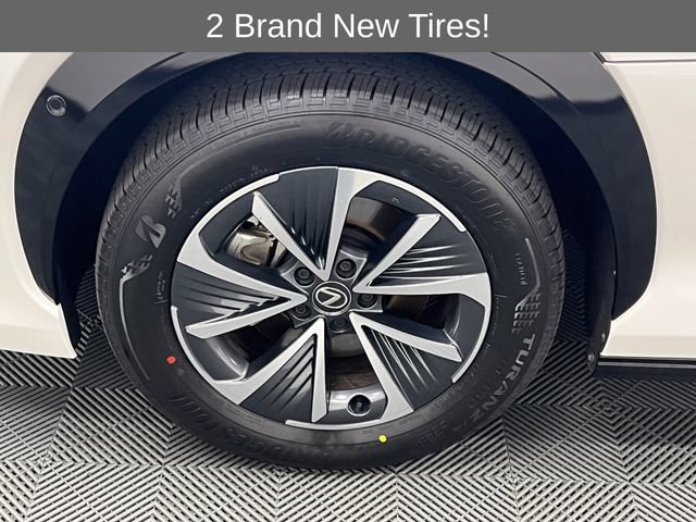 Certified 2023 Lexus RZ 450e Premium w/ Technology Package AWD/4WD image 22