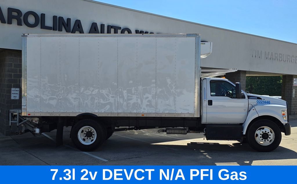 Used 2022 Ford F650 2WD Regular Cab Super Duty image 4