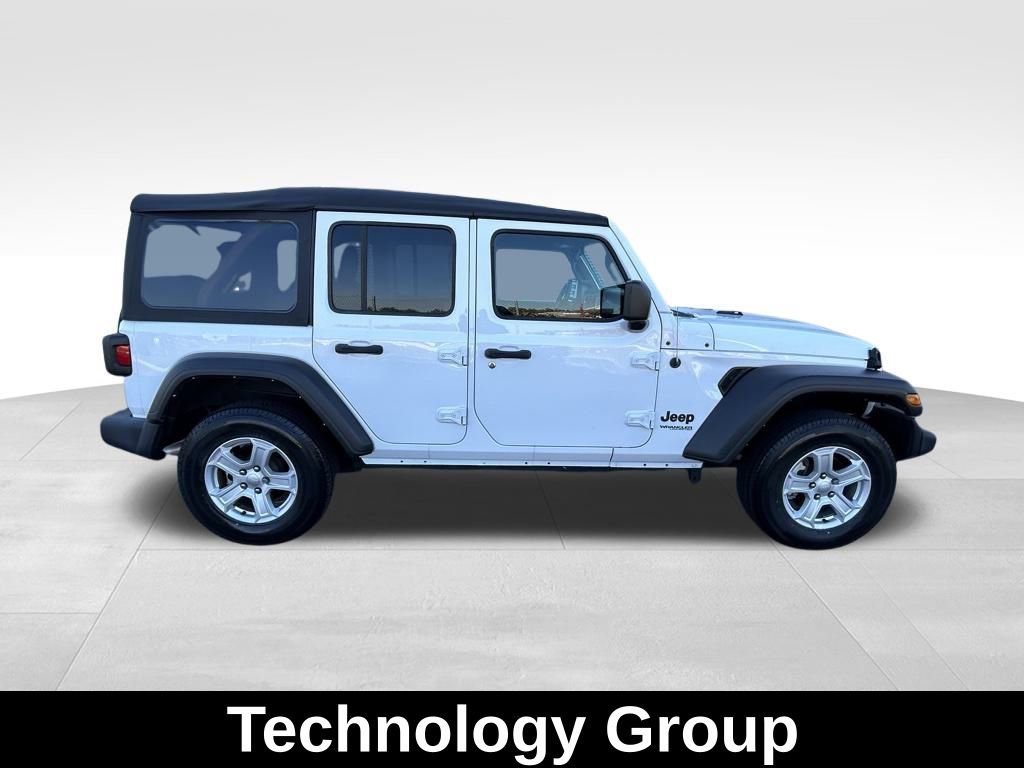 Used 2022 Jeep Wrangler Unlimited Sport image 4