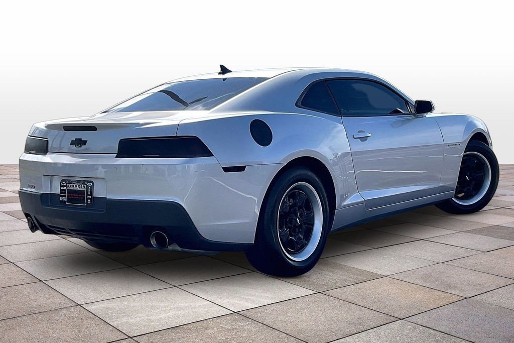 Used 2014 Chevrolet Camaro LS RWD image 12