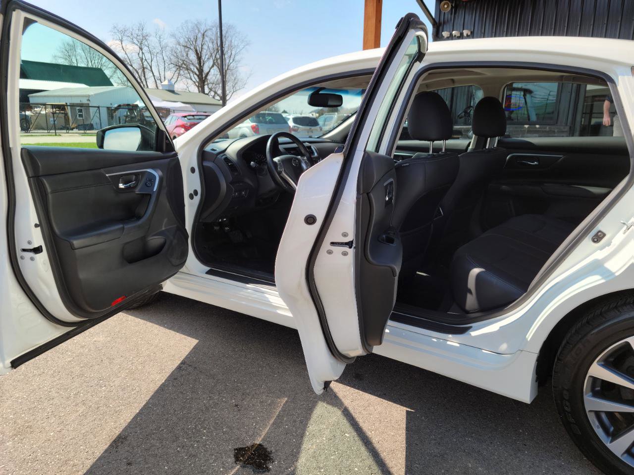 Used 2017 Nissan Altima 2.5 SL w/ 2.5 Technology Package image 7