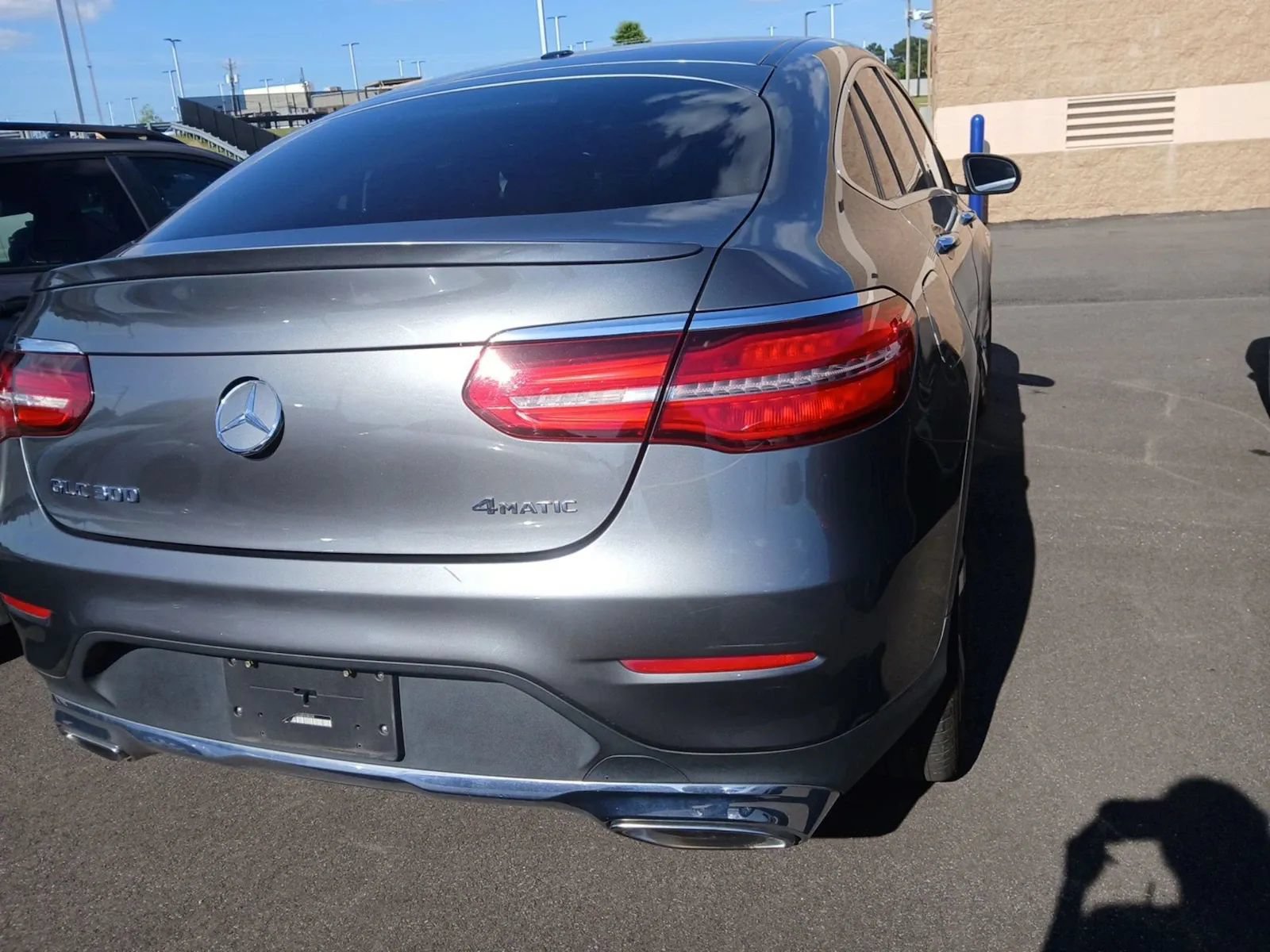 Used 2019 Mercedes-Benz GLC 300 4MATIC Coupe image 3