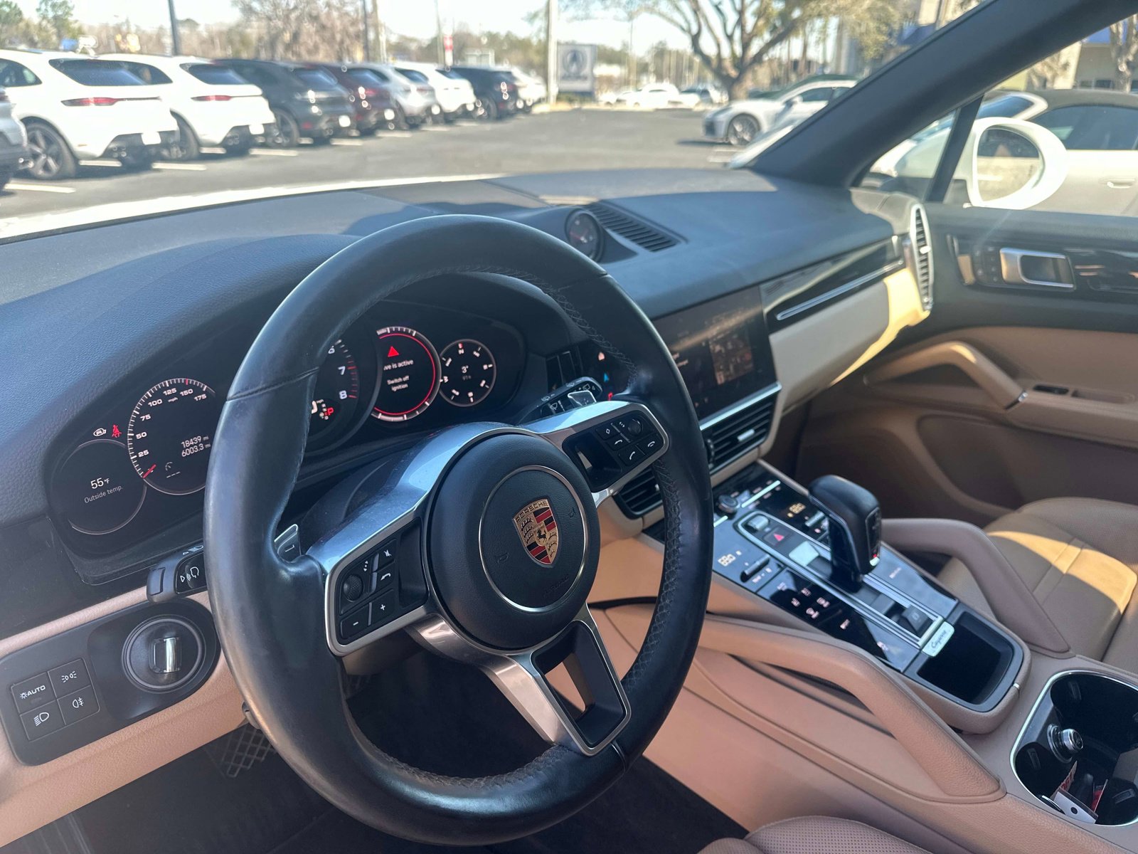 Certified 2023 Porsche Cayenne image 4