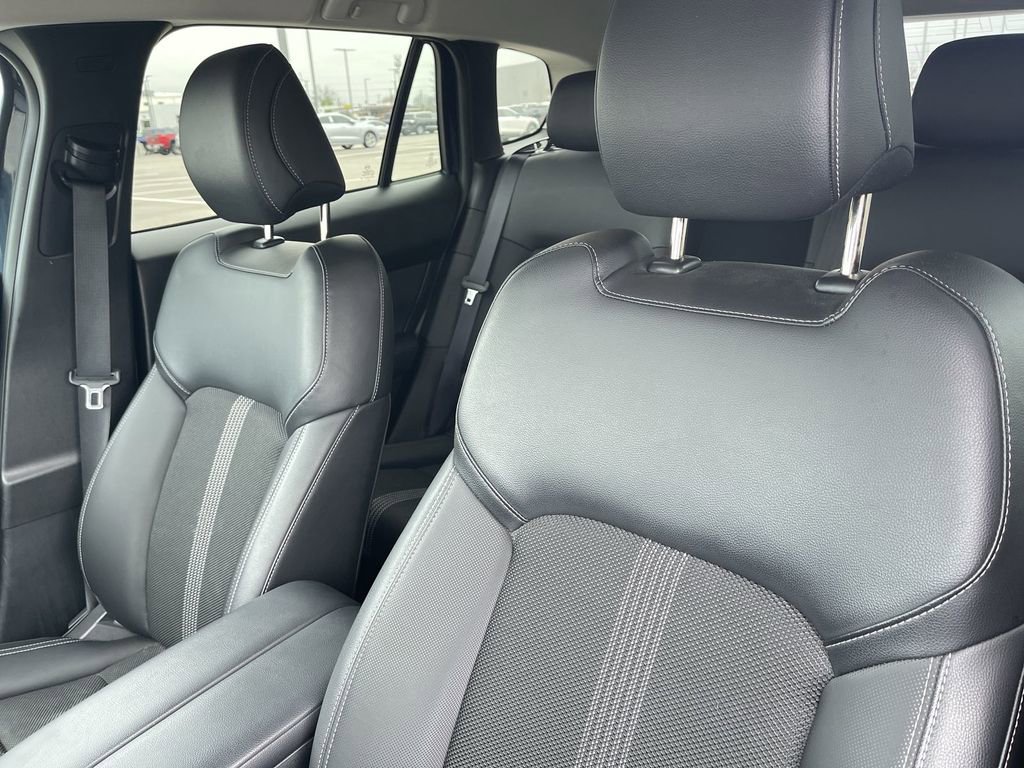 Used 2024 MAZDA CX-50 AWD 2.5 S w/ Preferred Package image 17