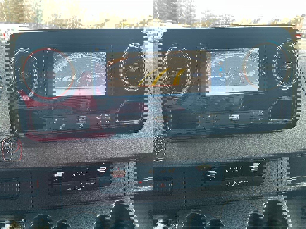 New 2025 Mercedes-Benz Sprinter 2500 image 18