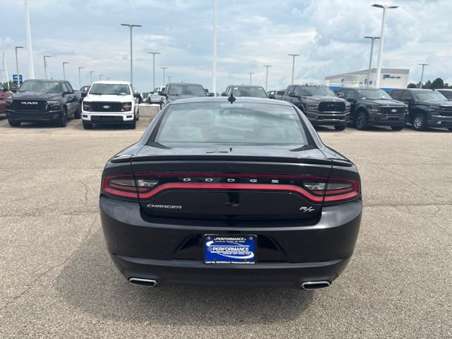 Used 2017 Dodge Charger R/T w/ Plus Group RWD image 10