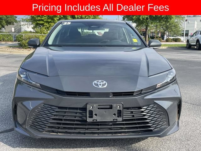 Used 2025 Toyota Camry LE FWD image 8