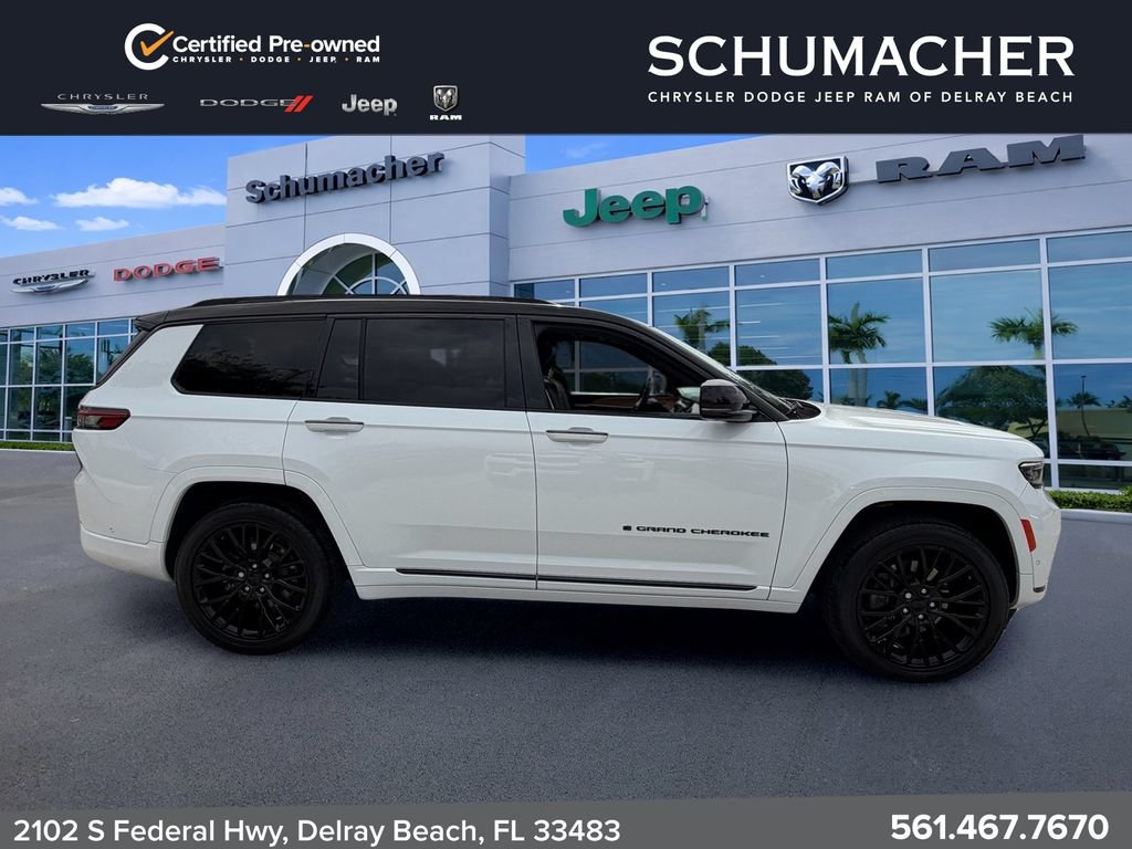 Used 2023 Jeep Grand Cherokee L Summit AWD/4WD image 8