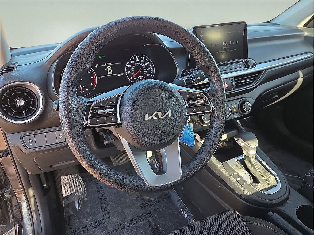 Used 2024 Kia Forte LXS image 25