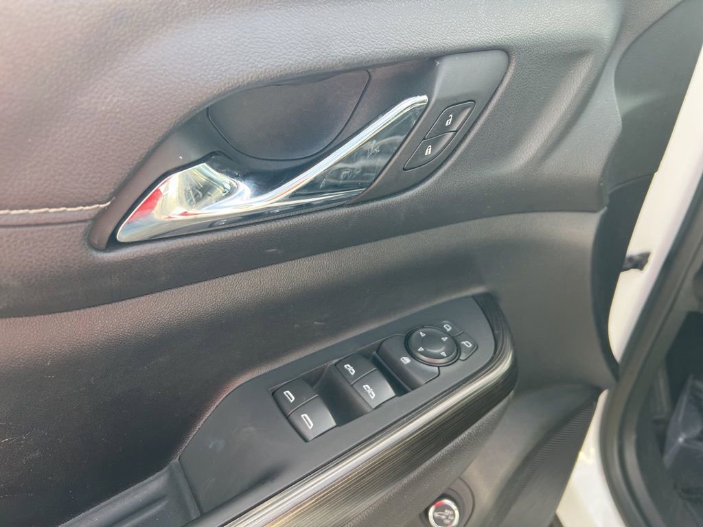 Used 2023 GMC Acadia SLT image 9