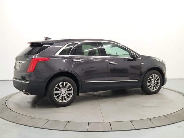 Used 2017 Cadillac XT5 Luxury w/ Driver Awareness Package AWD/4WD image 7
