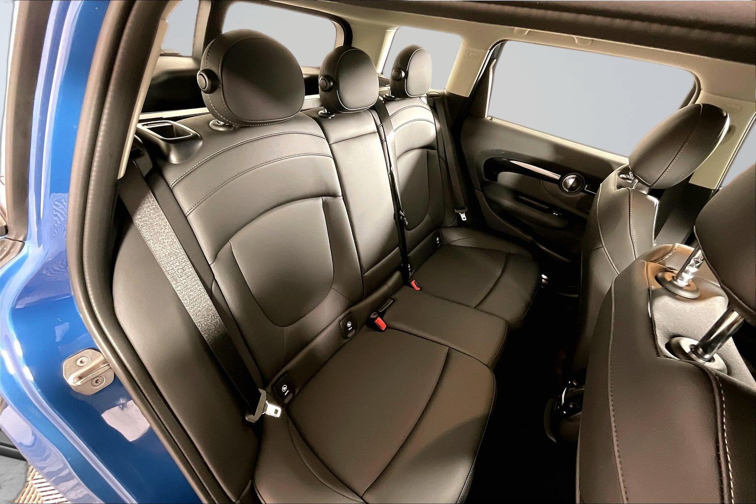 Certified 2024 MINI Cooper Clubman S AWD/4WD image 27