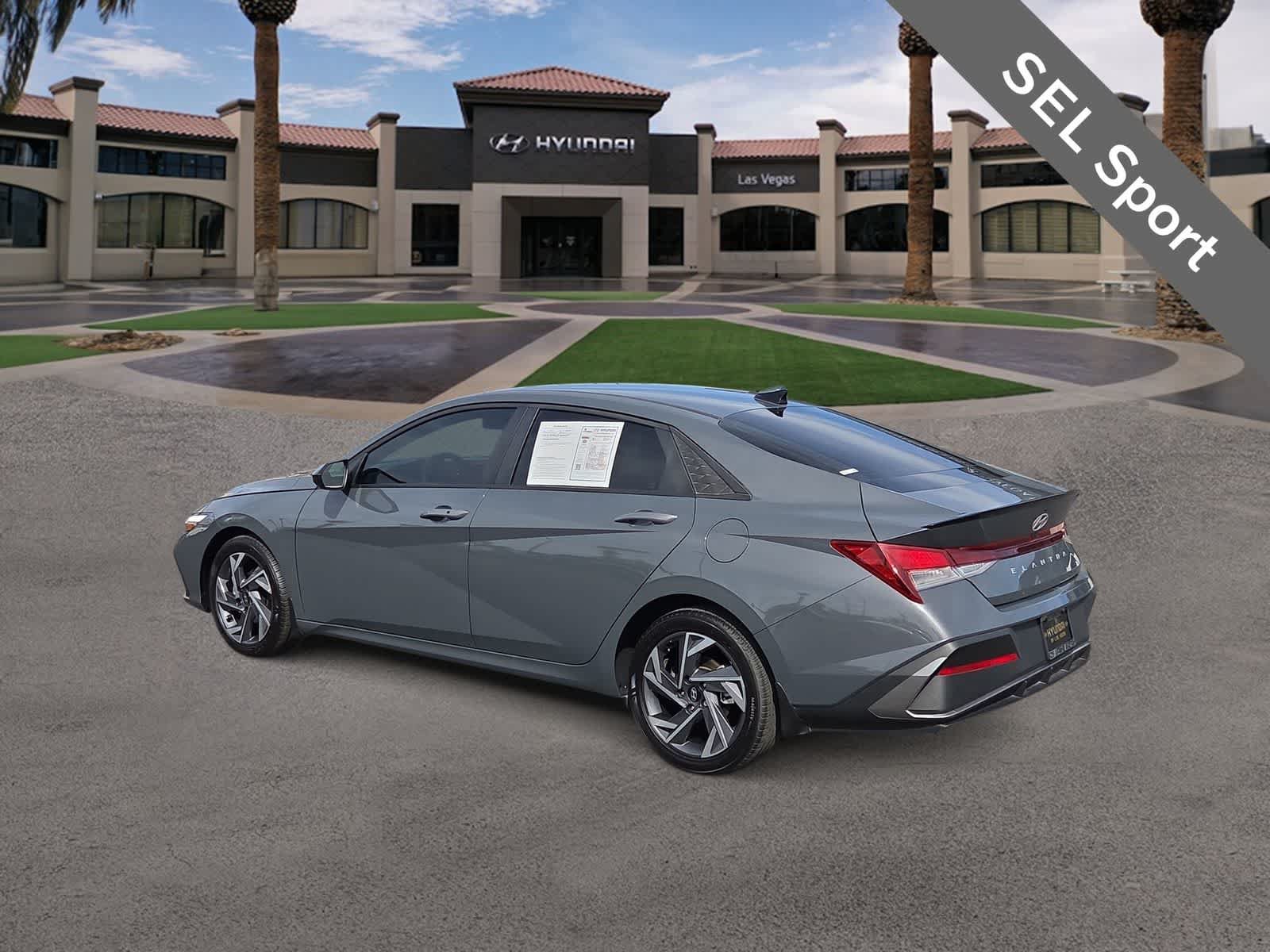 Certified 2025 Hyundai Elantra Sport FWD image 6