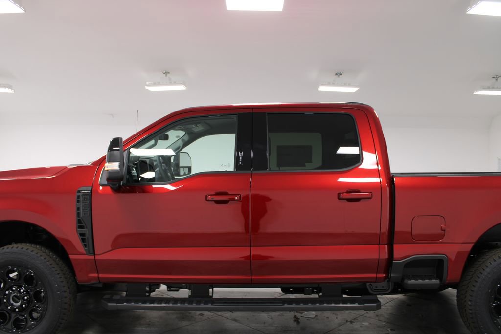 New 2026 Ford F250 Lariat w/ Black Appearance Package image 5
