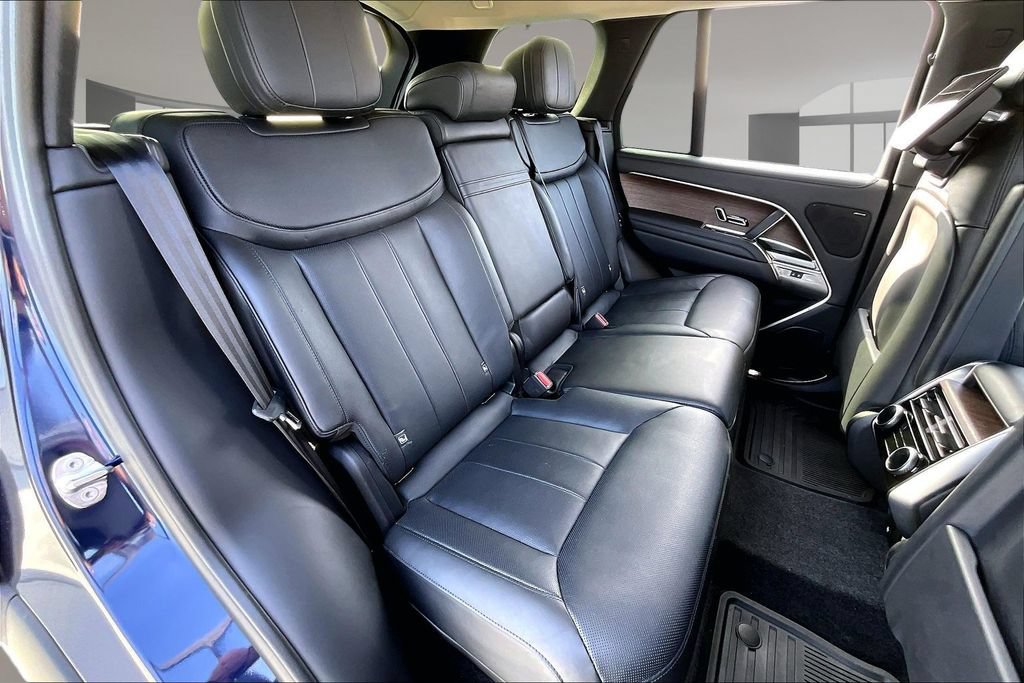 Certified 2023 Land Rover Range Rover SE AWD/4WD image 24