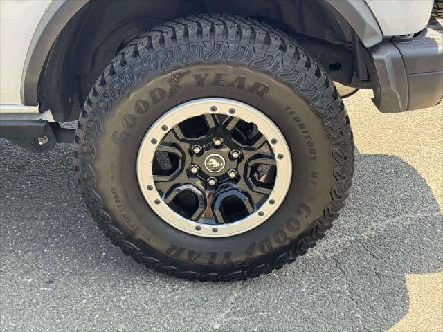 Used 2023 Ford Bronco Black Diamond w/ Sasquatch Package AWD/4WD image 11