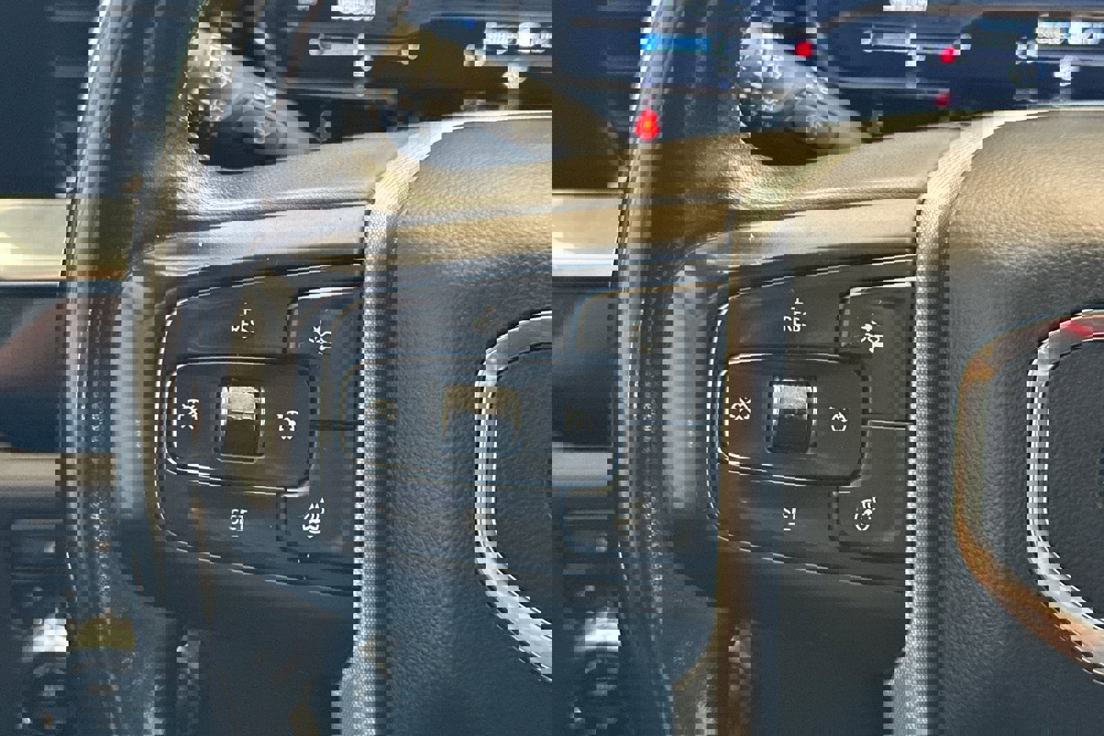 Used 2024 GMC Sierra 3500 SLE w/ SLE Convenience Package image 24