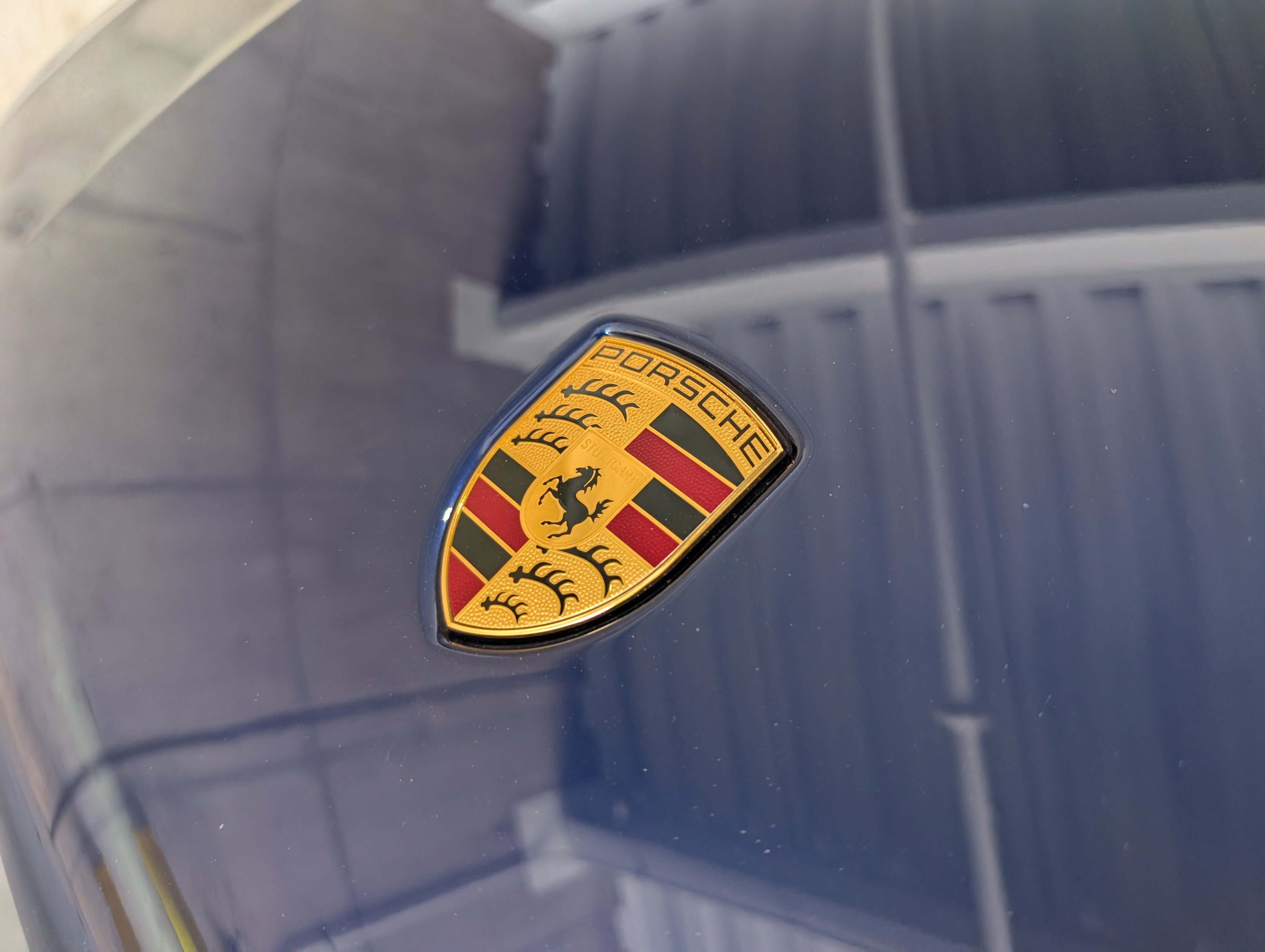 Certified 2024 Porsche Macan image 15