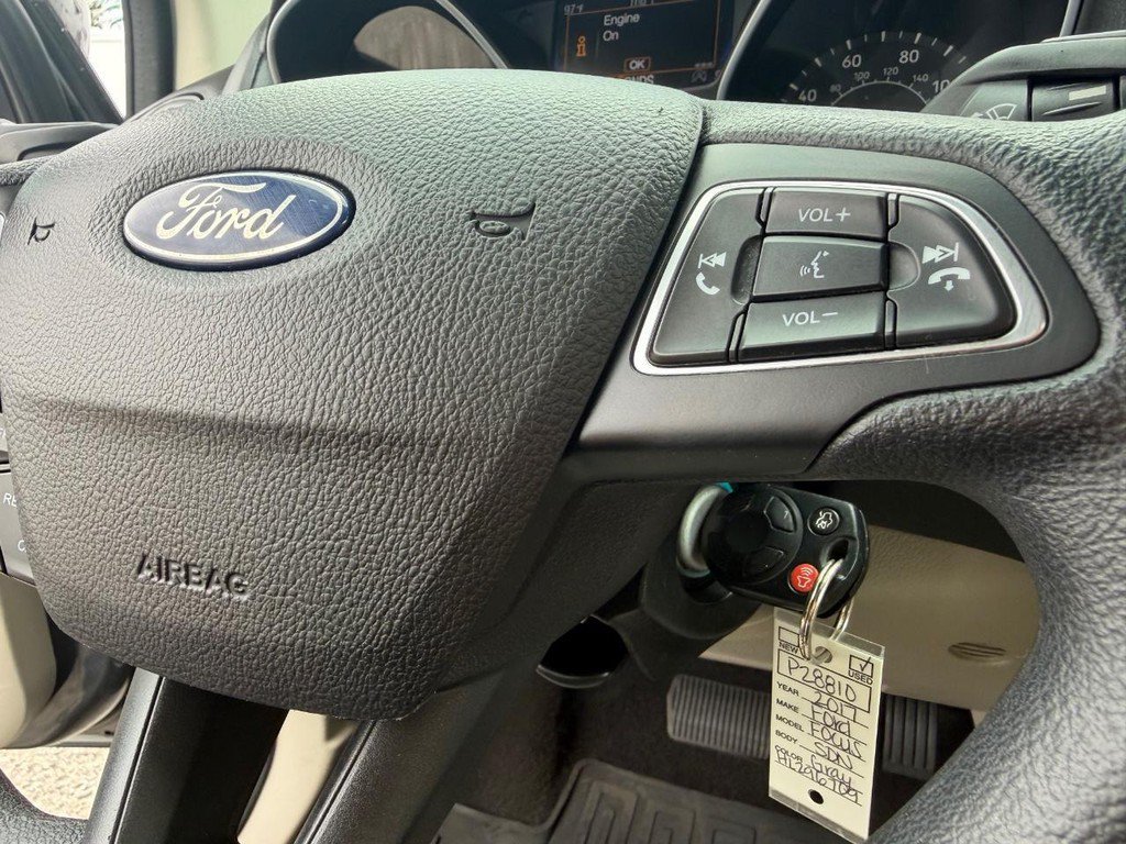 Used 2017 Ford Focus SE FWD image 35
