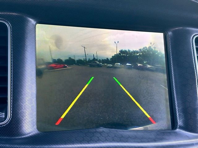 Used 2018 Dodge Charger SXT Plus RWD image 9