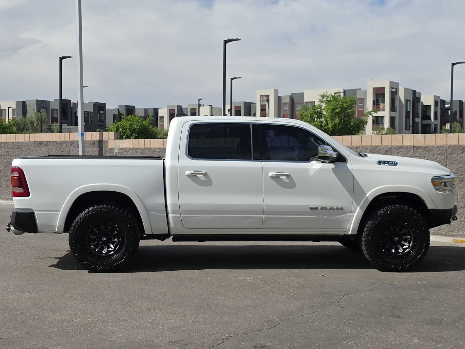 Used 2019 RAM 1500 Limited AWD/4WD image 10