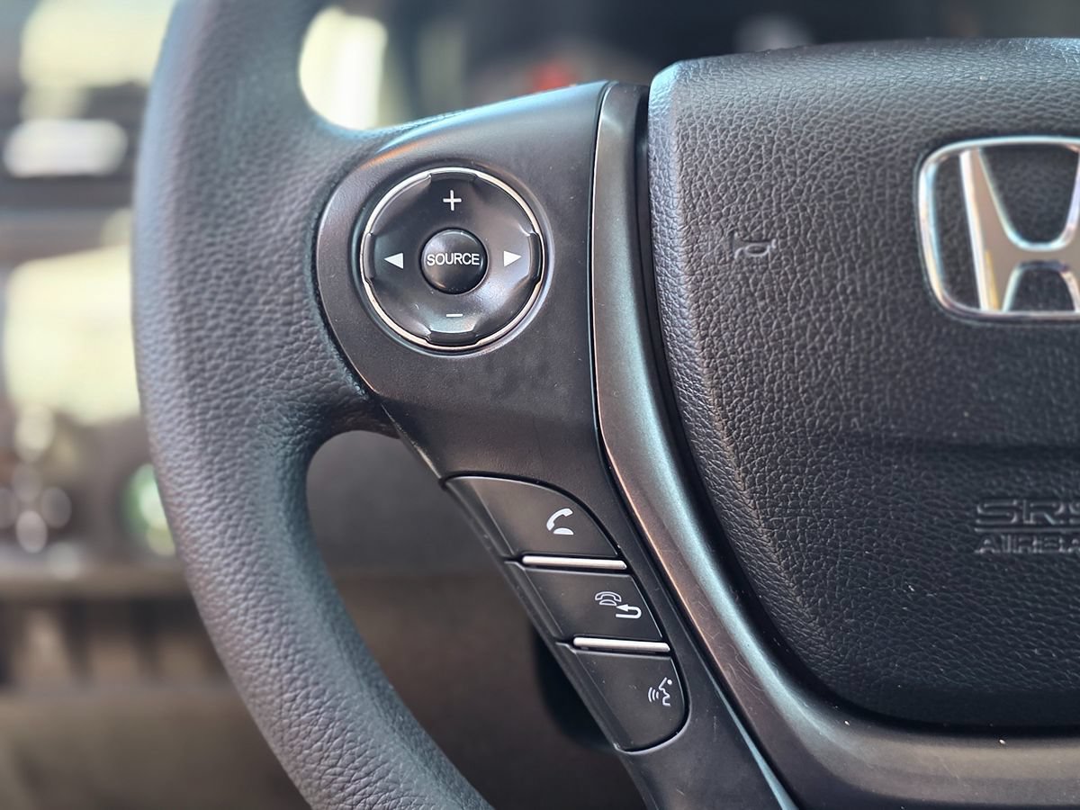 Used 2018 Honda Pilot LX image 31