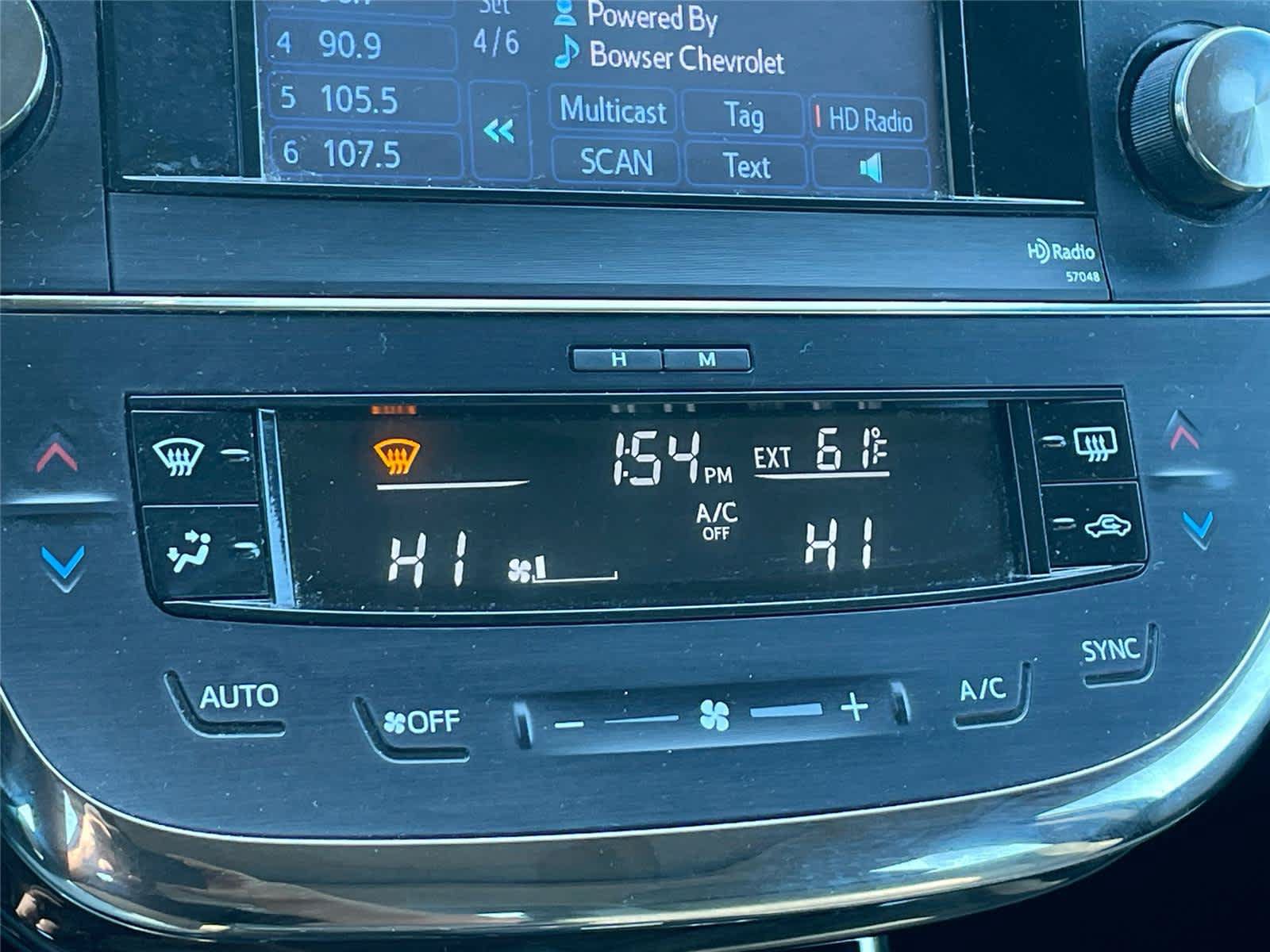 Used 2013 Toyota Avalon XLE Touring FWD image 14