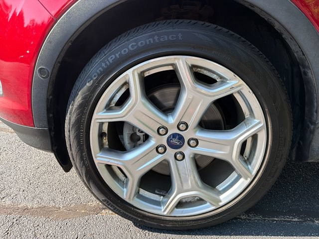Used 2018 Ford Escape Titanium w/ Ford Safe & Smart Package AWD/4WD image 13