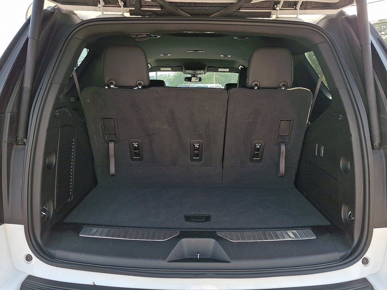 Used 2022 Chevrolet Tahoe Z71 AWD/4WD image 28
