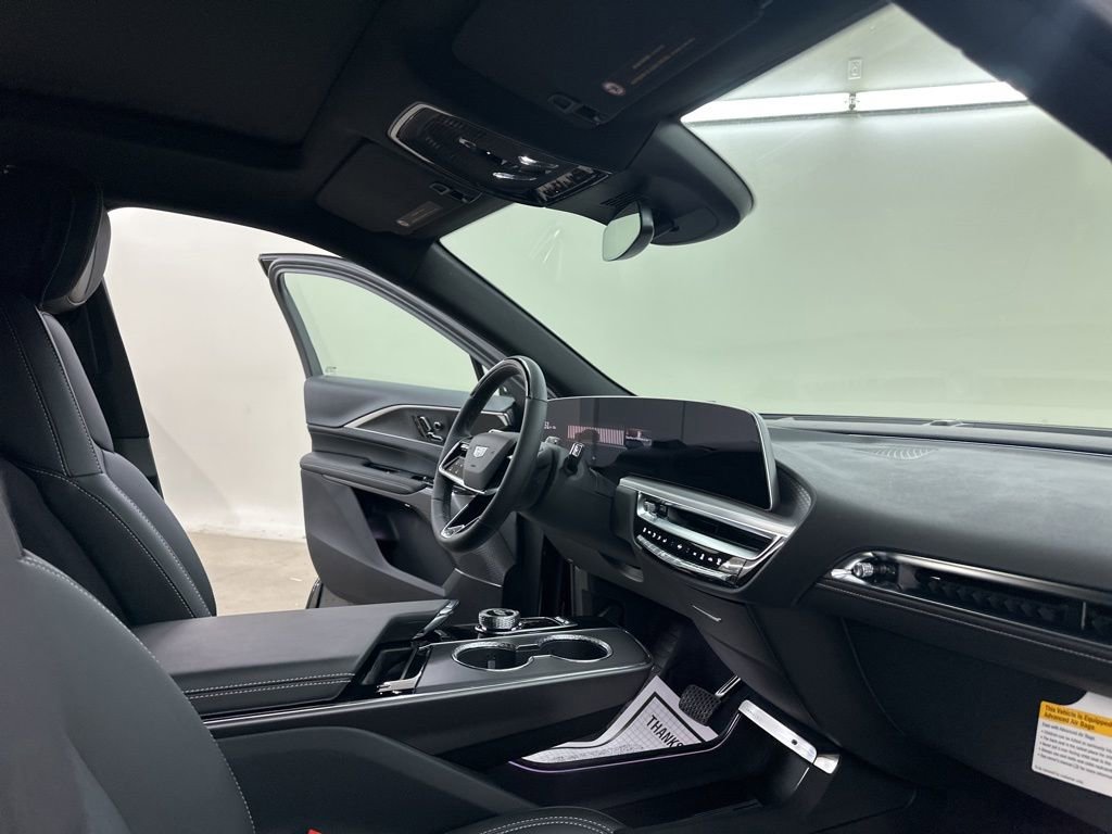 New 2026 Cadillac Lyriq Luxury image 16