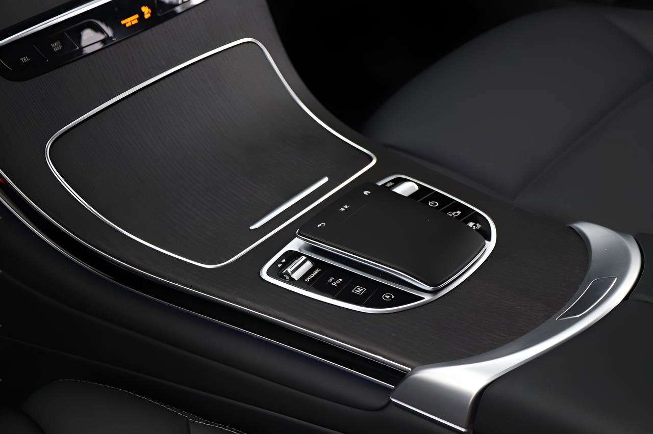 Certified 2022 Mercedes-Benz GLC 300 image 15