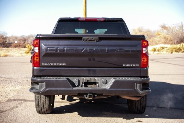 Used 2022 Chevrolet Silverado 1500 Custom image 6