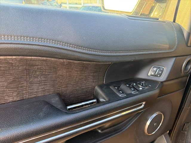 Used 2021 Ford Expedition Limited image 15