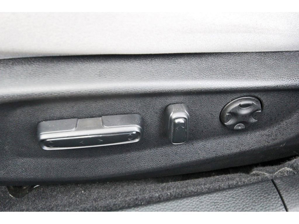 Used 2019 Honda Accord EX image 30