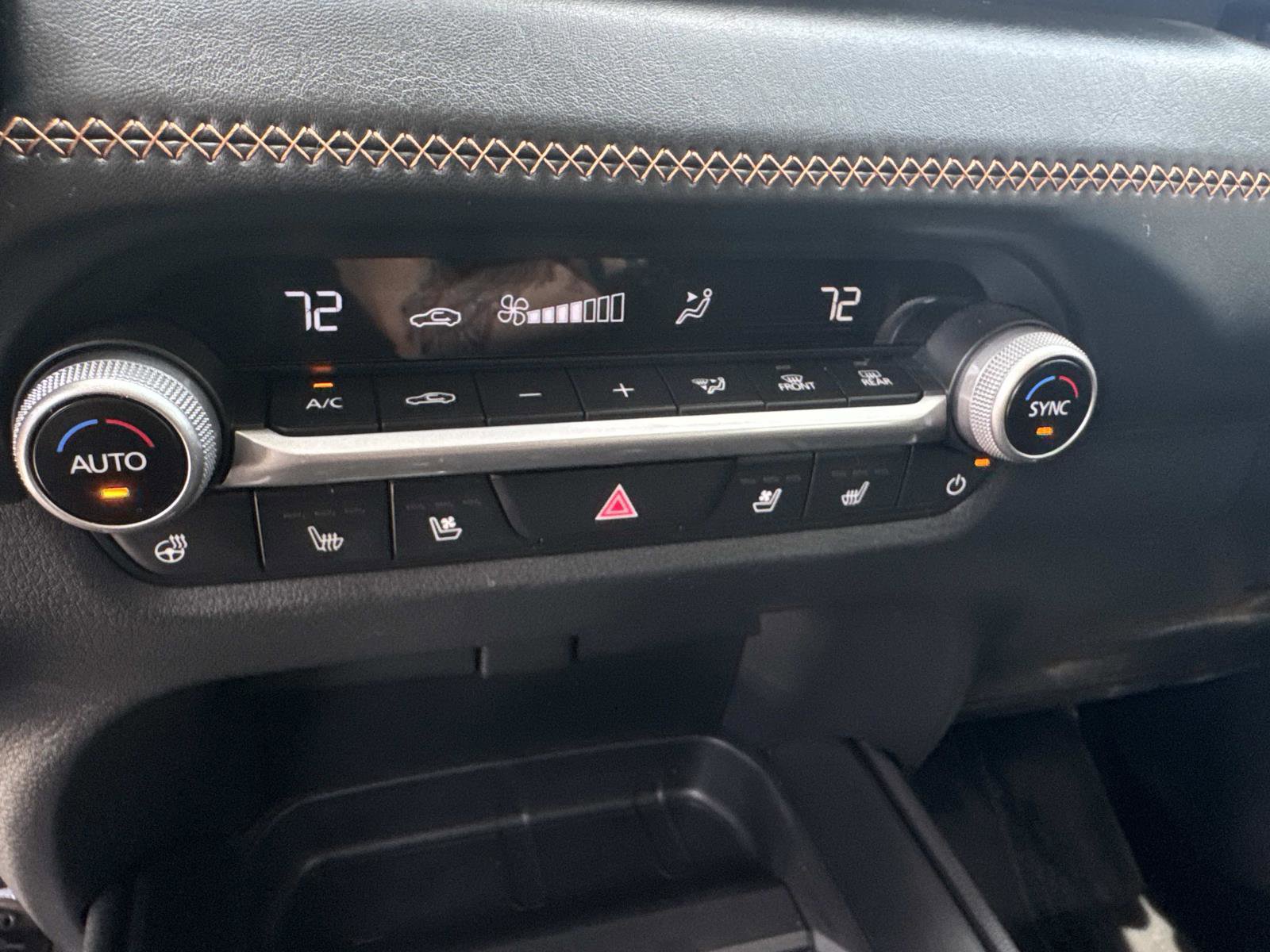 Used 2025 MAZDA CX-50 AWD 2.5 Turbo w/ Premium Pkg image 23