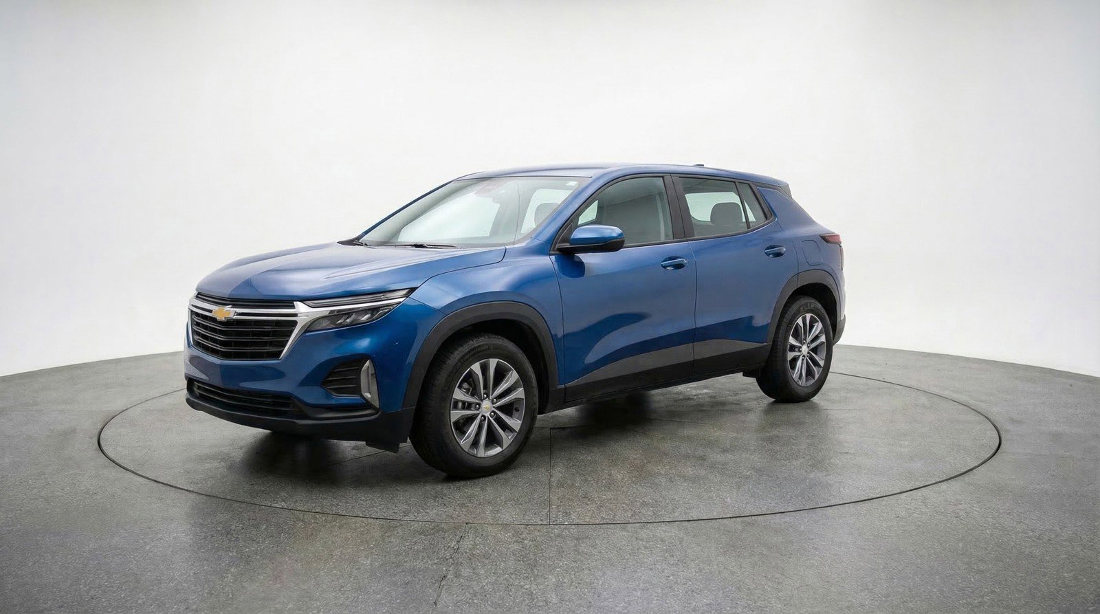 Used 2025 Chevrolet Equinox LT FWD image 3