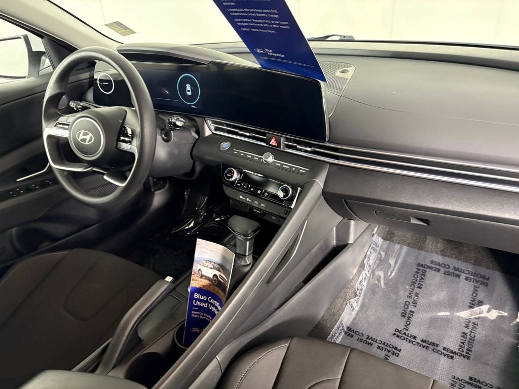 Used 2024 Hyundai Elantra SEL image 35