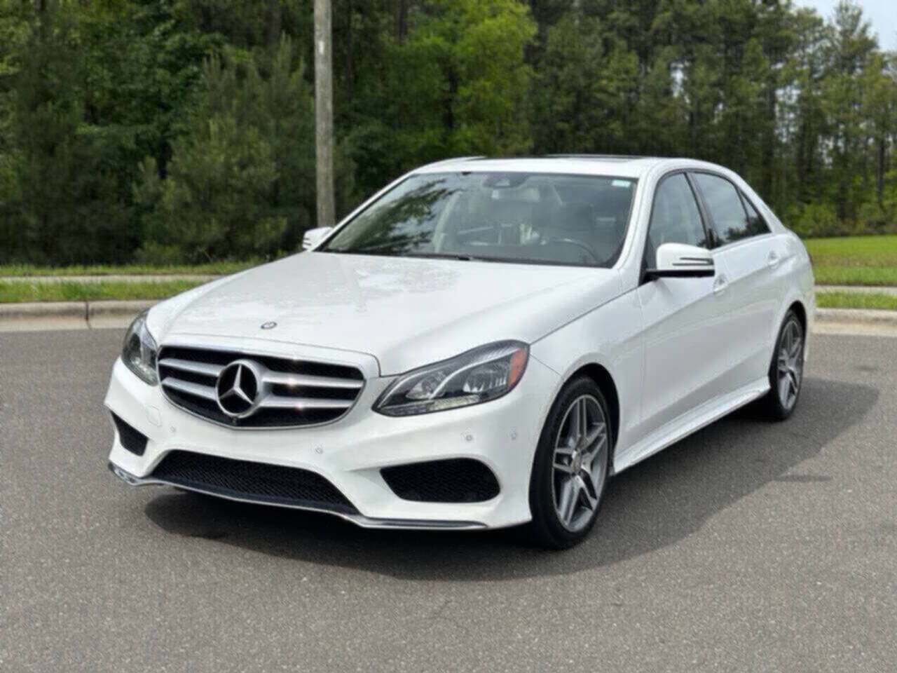 Used 2015 Mercedes-Benz E 350 Sedan w/ Premium 1 Package image 4