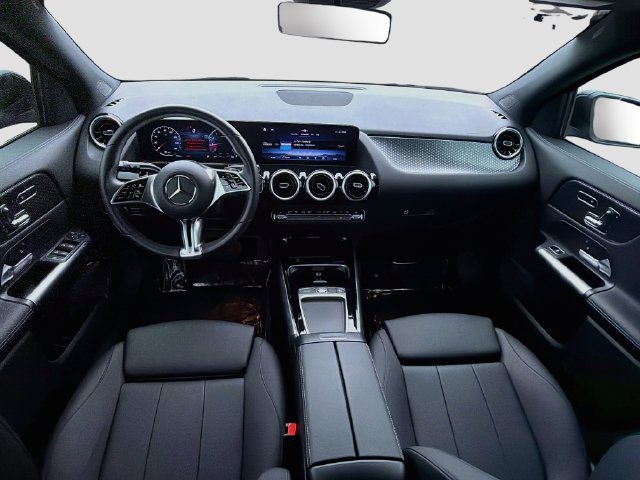 Used 2026 Mercedes-Benz GLA 250 image 16