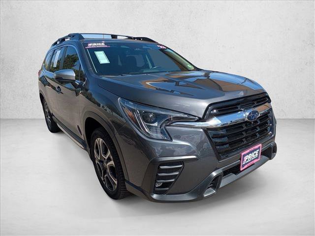 Used 2023 Subaru Ascent Limited w/ Technology Package AWD/4WD image 3