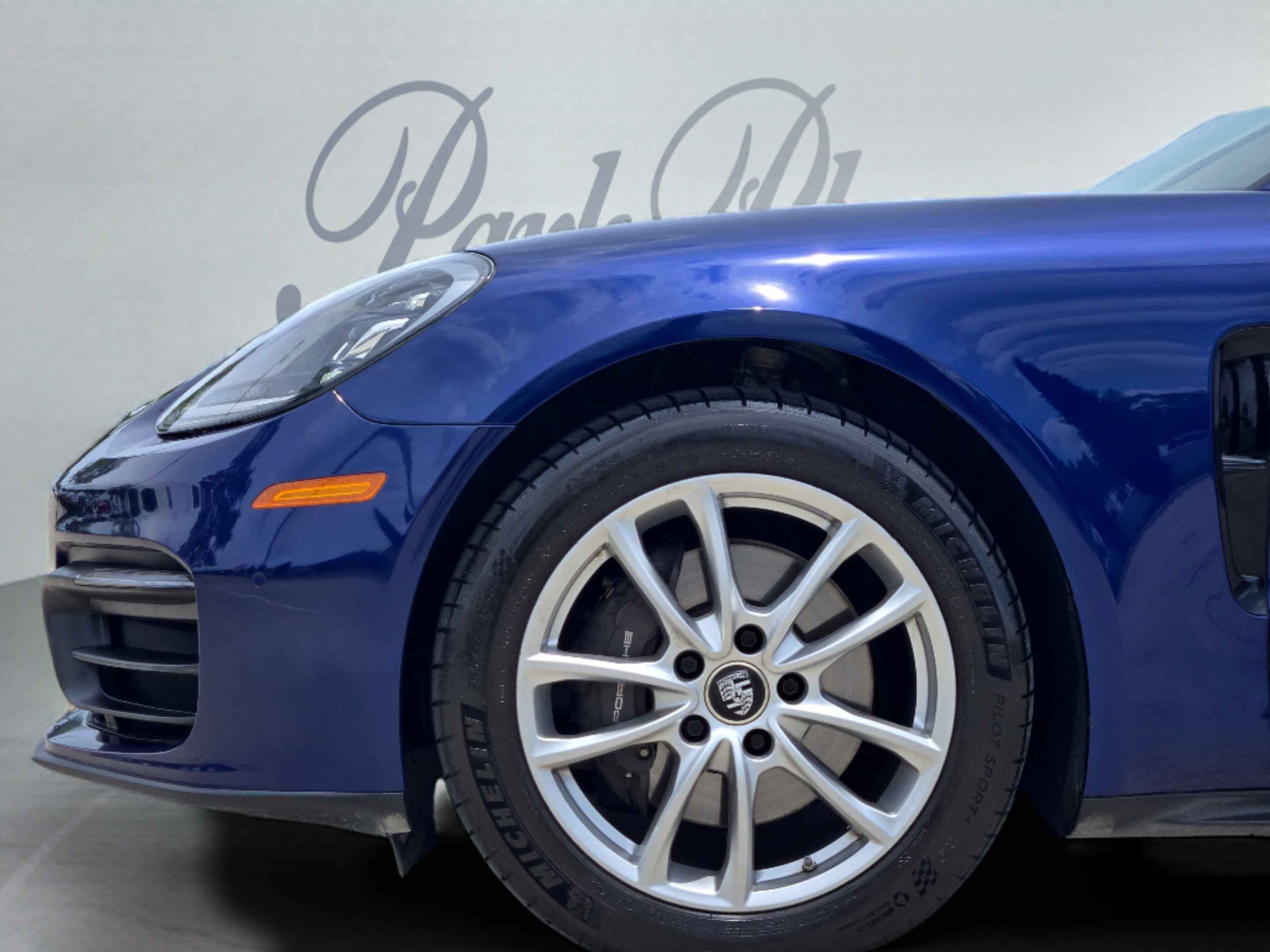 Used 2022 Porsche Panamera image 34