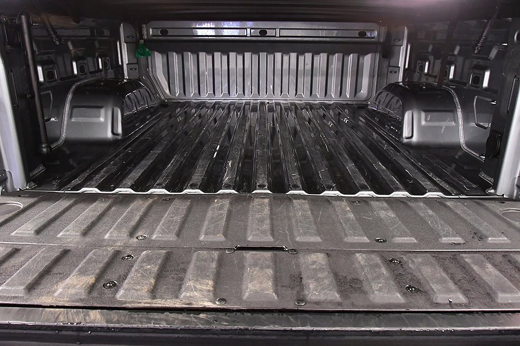 Used 2023 GMC Sierra 1500 Elevation image 14