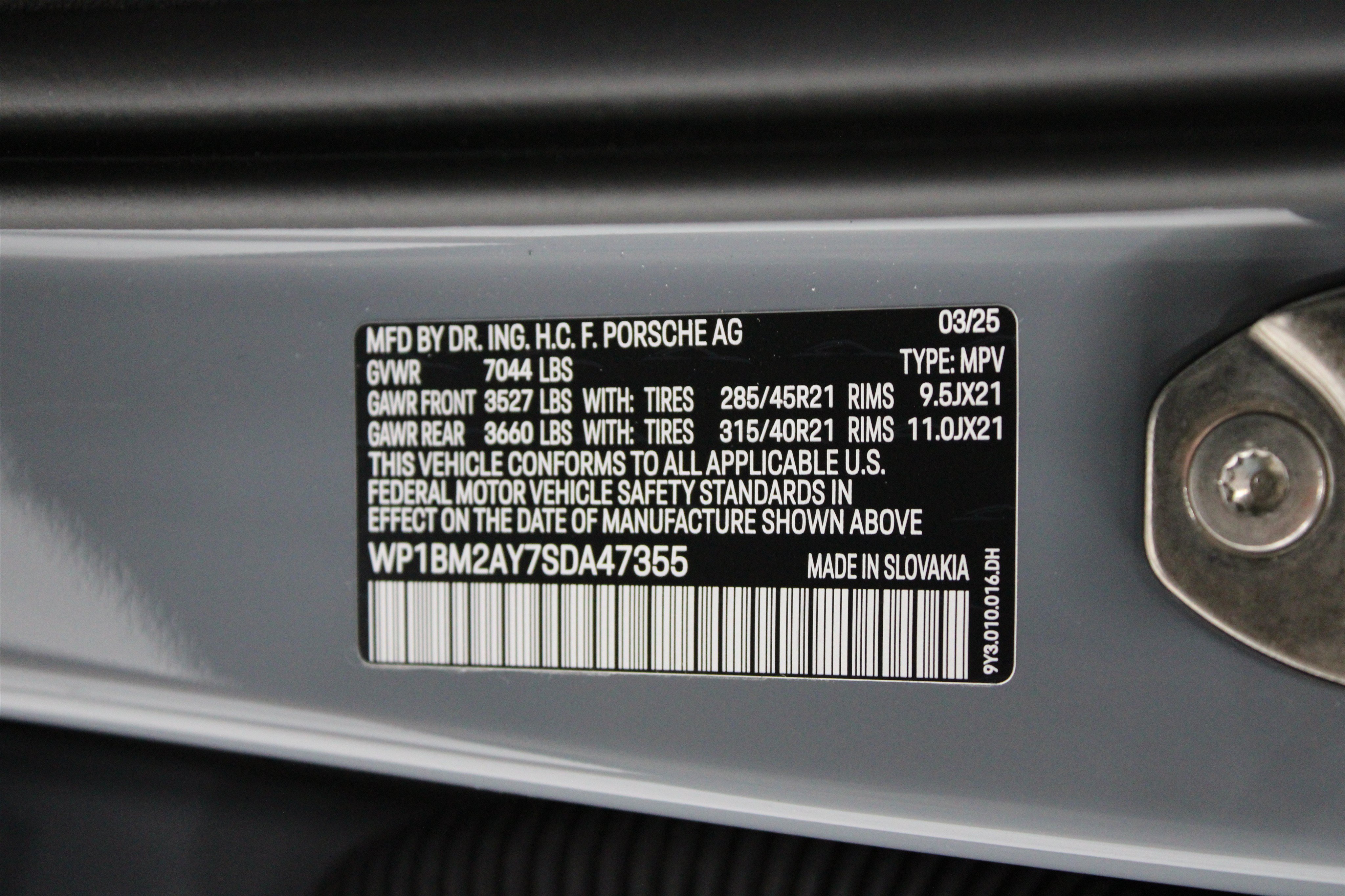 Used 2025 Porsche Cayenne Turbo AWD/4WD image 43