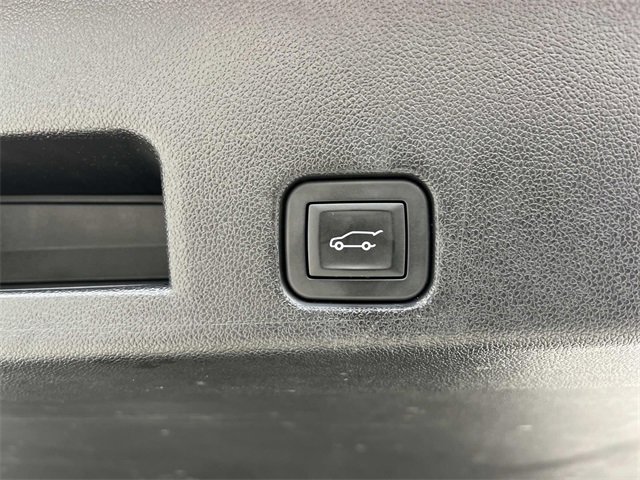 Used 2024 GMC Acadia Elevation image 24