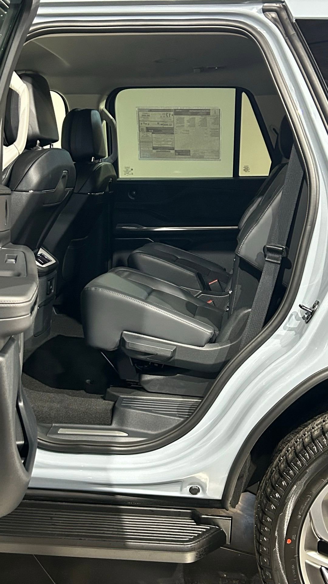 New 2026 Lincoln Navigator Premiere AWD/4WD image 51